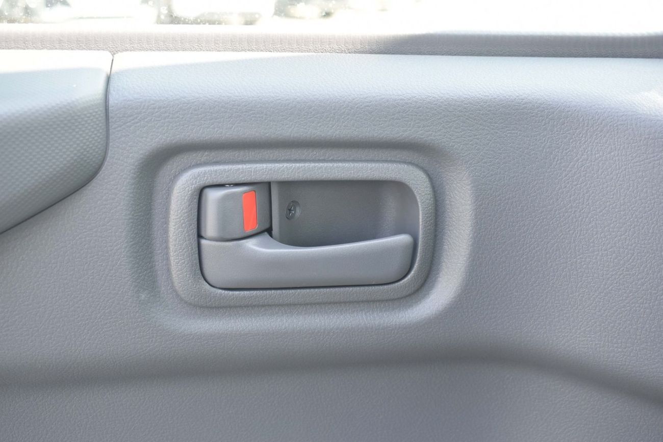 تويوتا كوستر 2.7L (23-Seater)