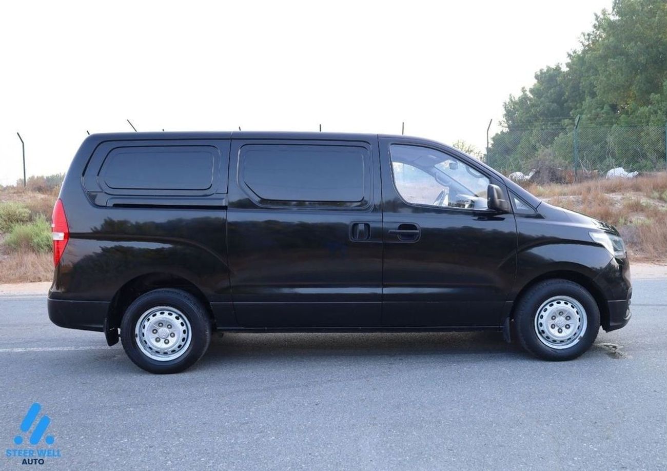 Hyundai H-1 Cargo Van 2.5L RWD / Diesel MT / Like New Condition / Lowest Price / Book Now!
