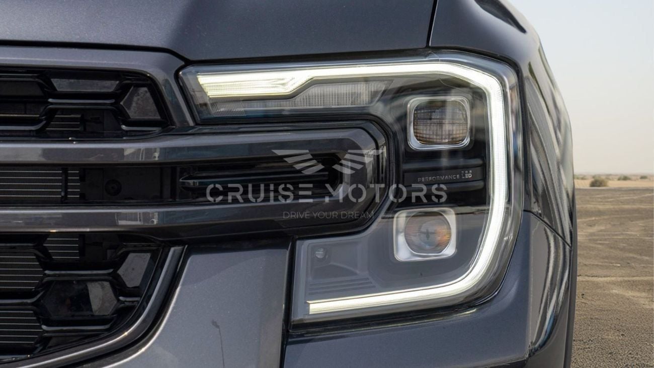 فورد رانجر WILDTRAK 2.0T Diesel - Automatic . Pick Up Truck . Four Wheel Drive . 5 Seats . 4 Doors . Meteor Gre