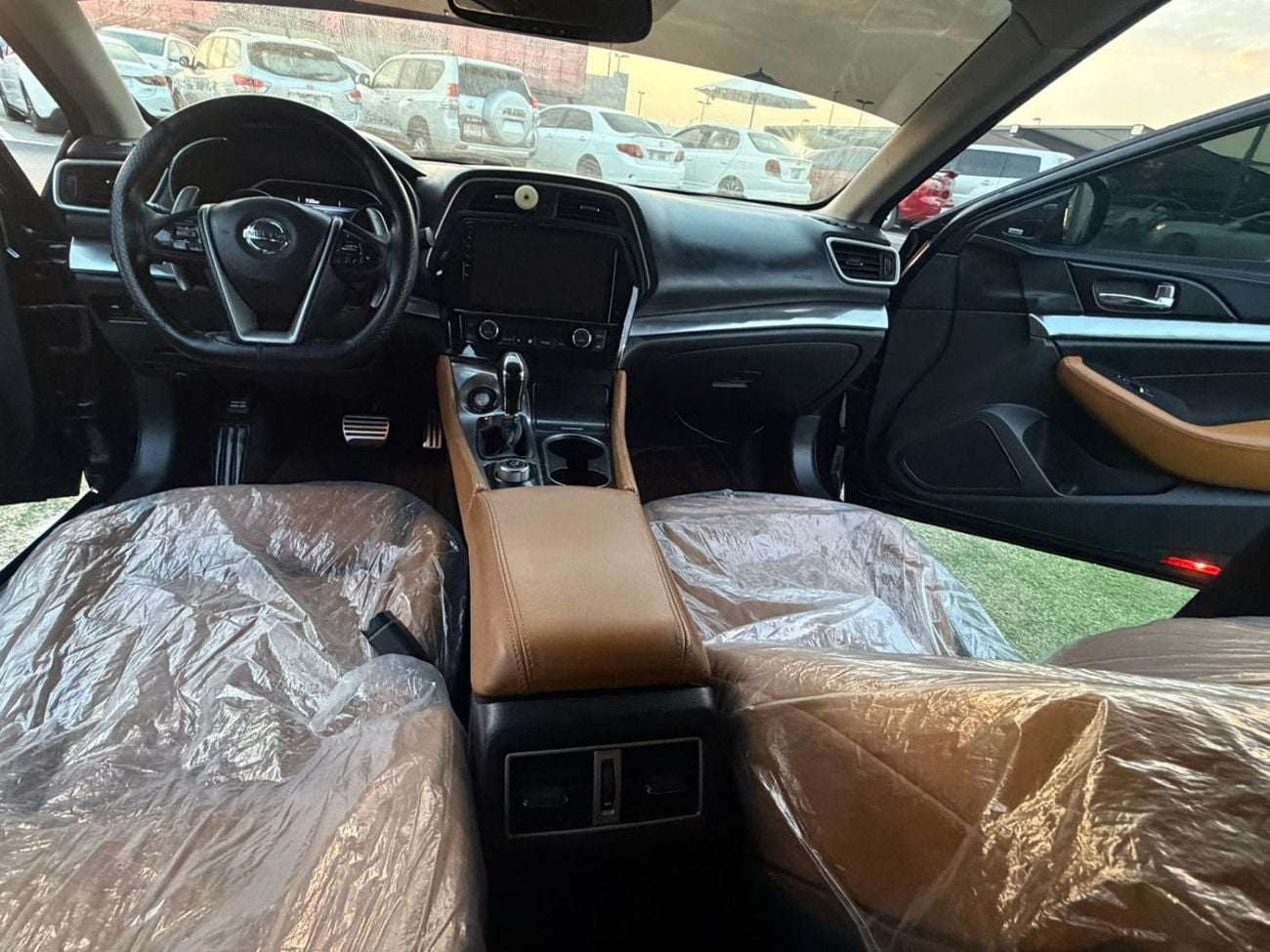 نيسان ماكسيما وراد فل ماعد الفتحه