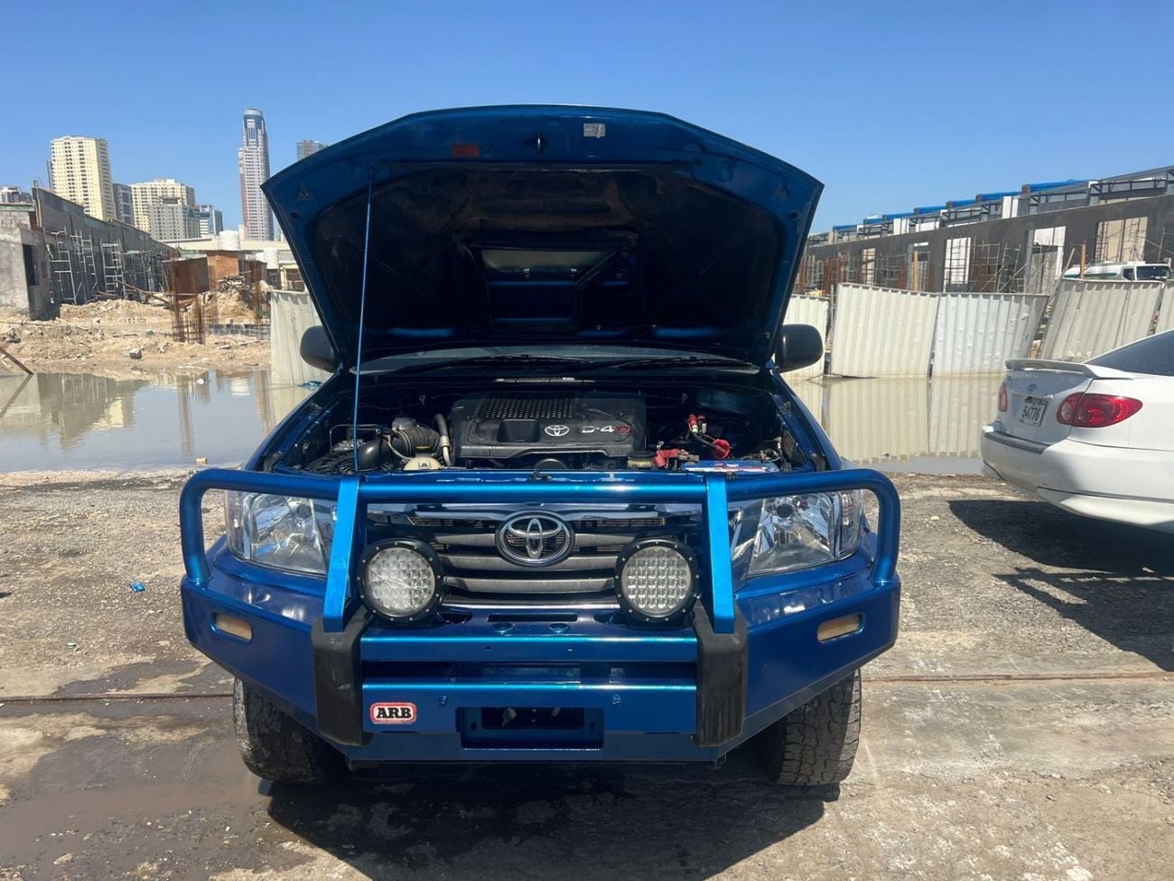Toyota Hilux DLX RIGHT HAND DRIVE ONLY FOR EXPORT 3.0 LITER