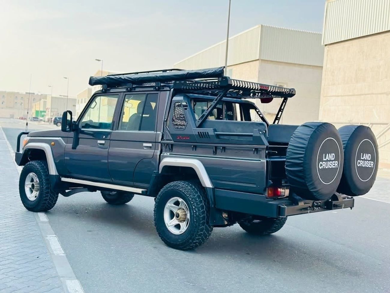 Toyota Land Cruiser Pick Up Double Cabin 4.5L Toyota landcuriser pickup Double Cabin 2017  4.5L Diesel