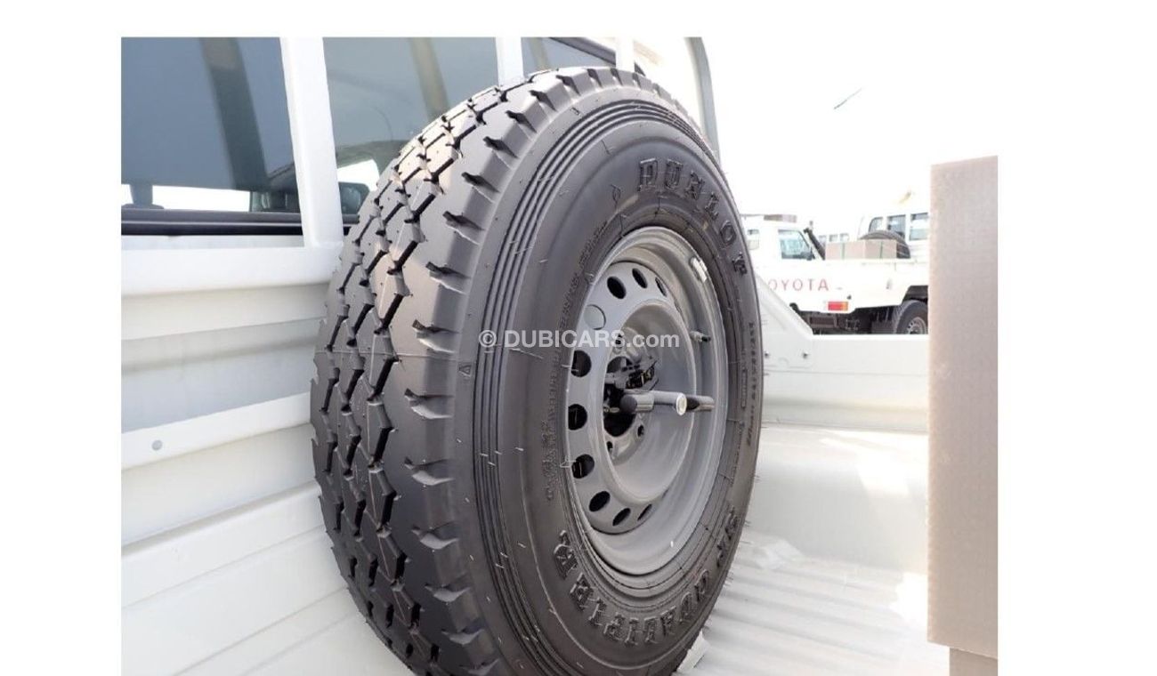 Toyota Land Cruiser Pick Up 2023 Toyota Land Cruiser Pickup 4.5L V8 Diesel Double Cab