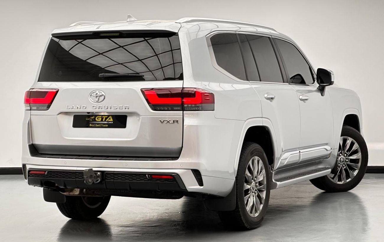 تويوتا لاند كروزر 2024 Toyota Land Cruiser VXR, Jan/2027 Toyota Warranty, Toyota Full Service History, GCC