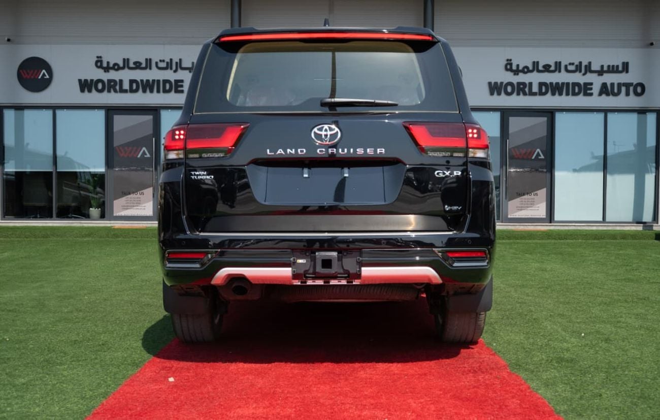 تويوتا لاند كروزر GXR V2 3.5L TT HEV 2026