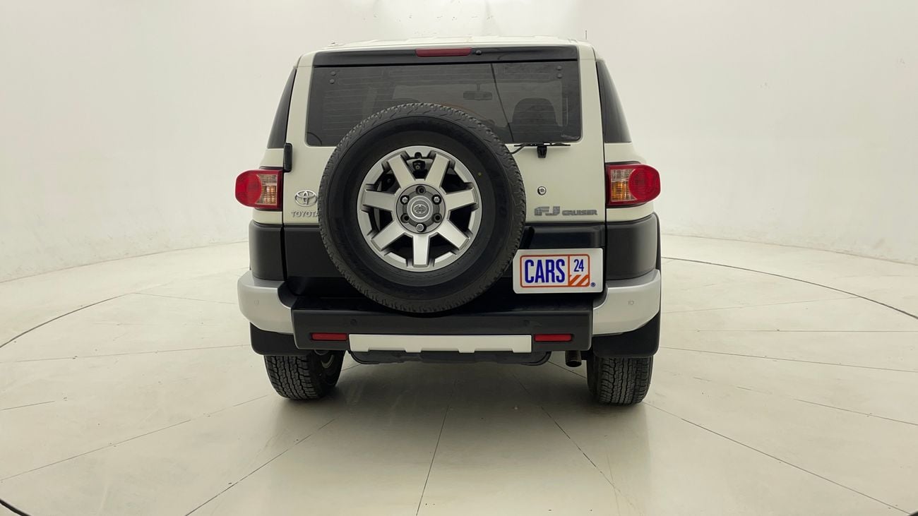 Toyota FJ Cruiser GXR 4 | Zero Down Payment | Home Test Drive