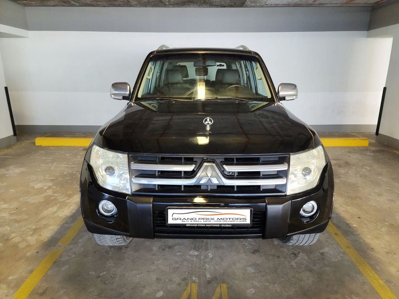 Mitsubishi Pajero GLS LOWLINE