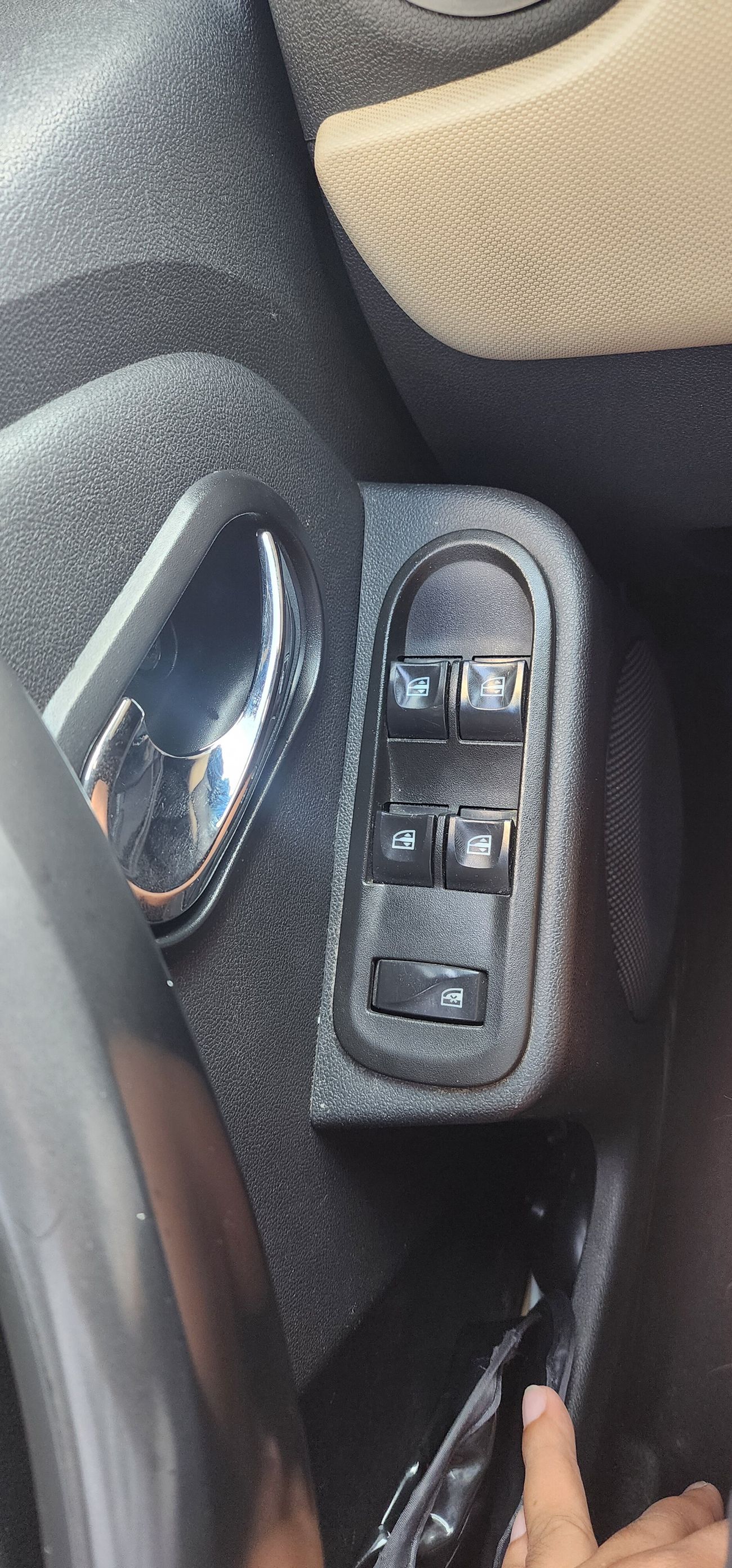 رينو داستر 1.6L