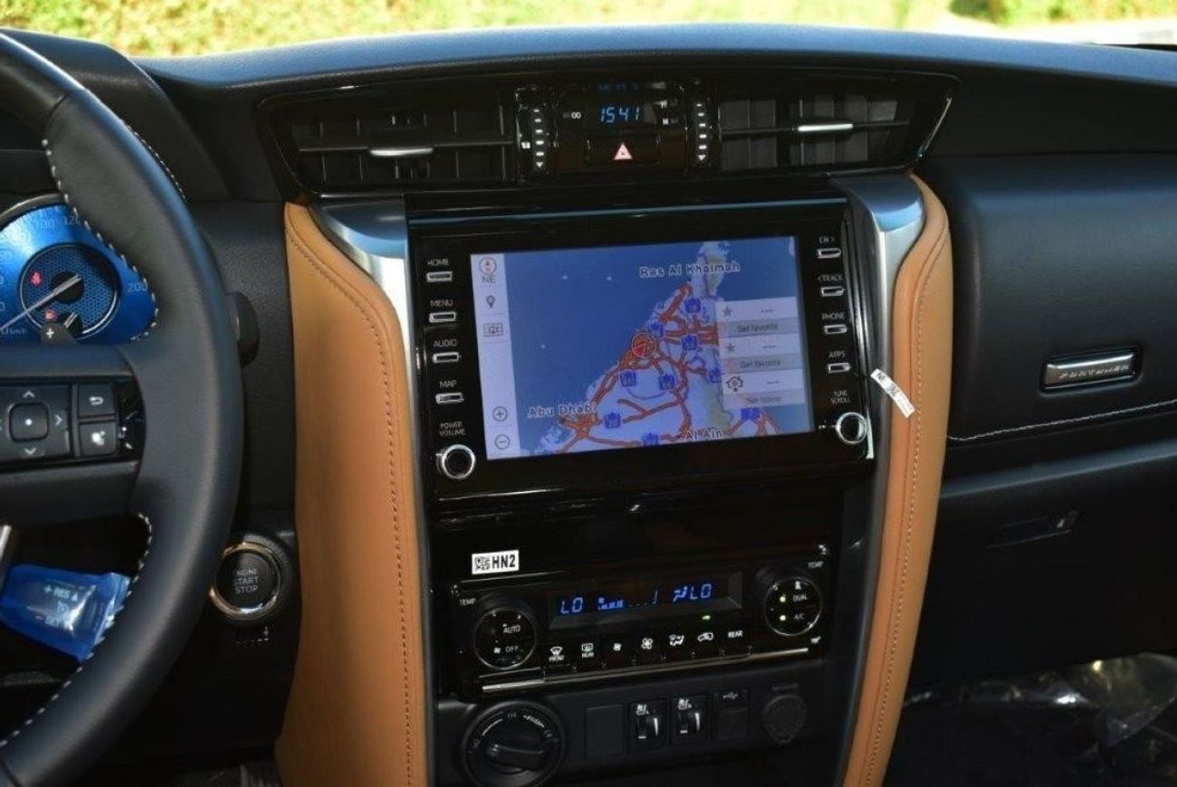 Toyota Fortuner VXR 4.0L (278 HP)