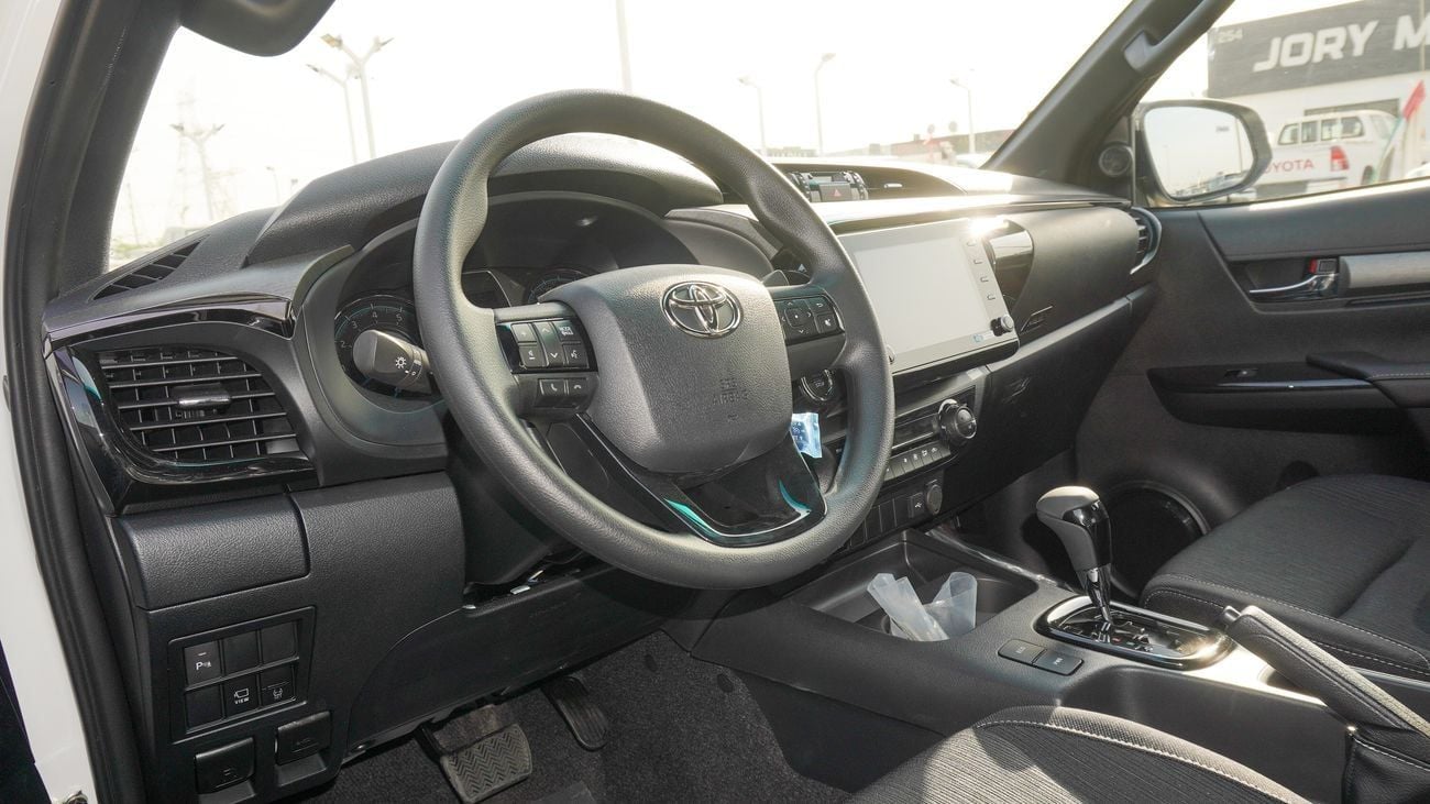تويوتا هيلوكس HILUX Adventure 4.0L PETROL V6 MY25