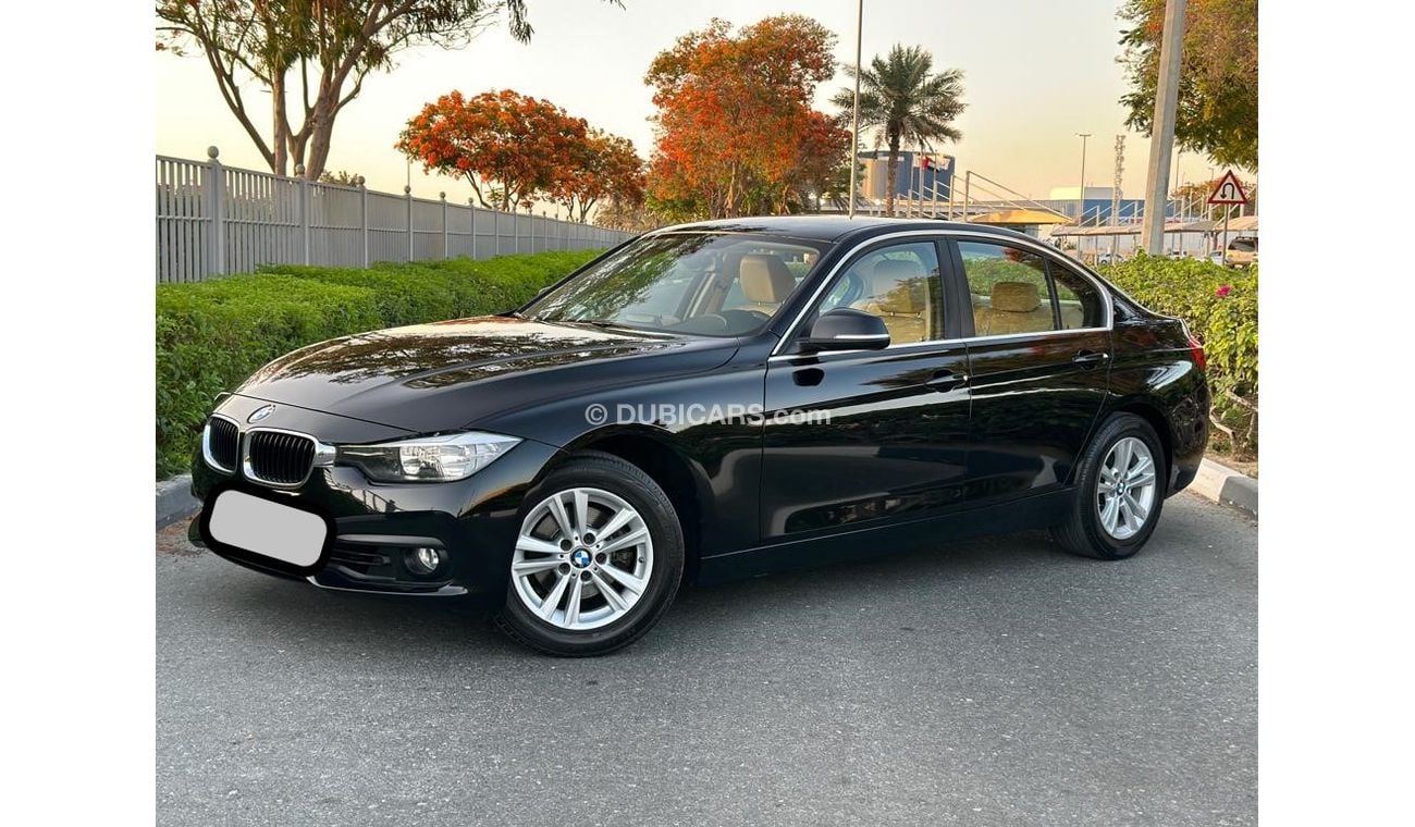Used BMW 320i Executive GCC (Black Sedan) 2017 for sale in Dubai - 652274