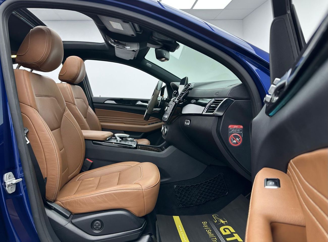 Mercedes-Benz GLE 43 AMG Coupe 3.0L 2018 Mercedes Benz GLE 43 AMG, Warranty, Full Service History, Excellent Condition, GCC