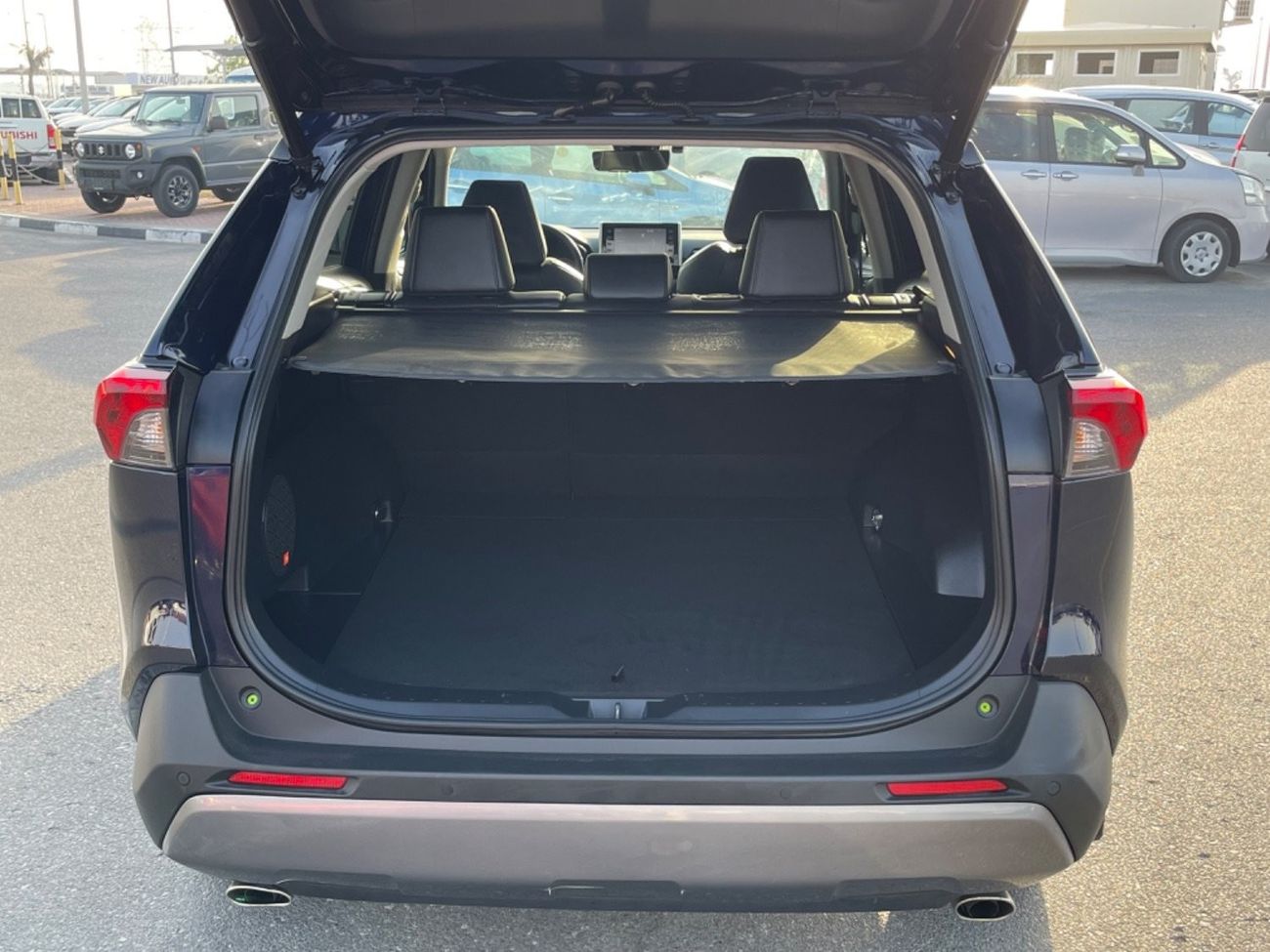 Toyota RAV4 2021 TOYOTA RAV4 LIMITED HYBRID 4x4 FULL OPTIONS IMPORTED FROM USA