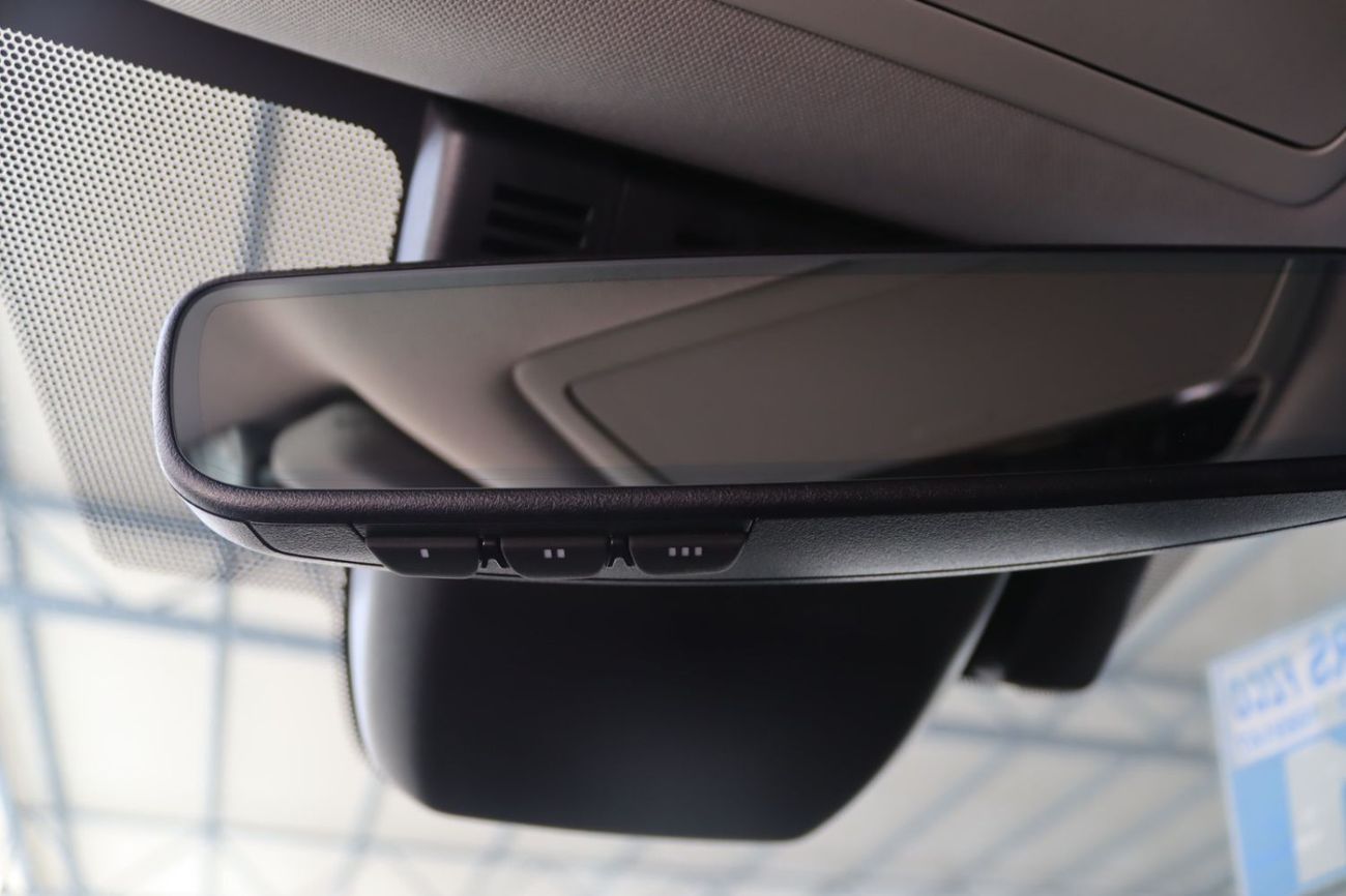 Toyota Grand Highlander LIMITED 2.5 HYBRID AWD CANADIAN SPECS