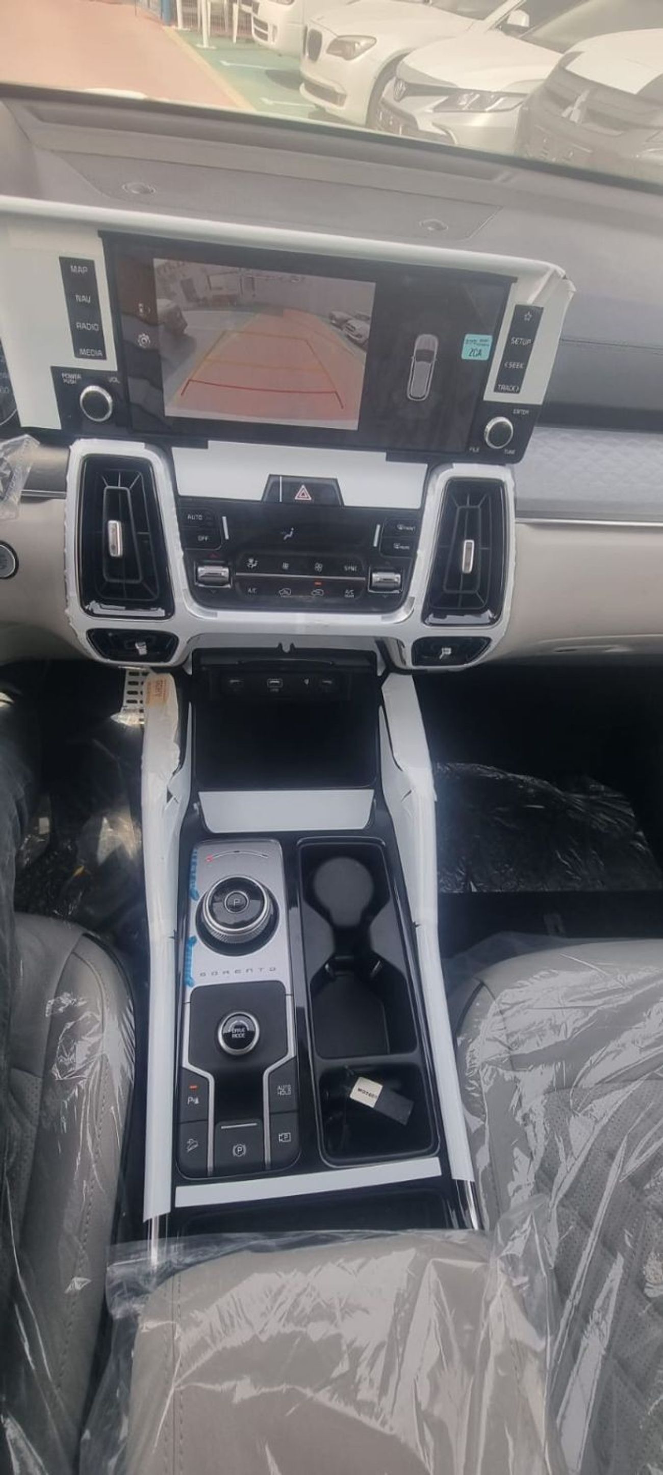 New Kia Sorento 3.5L Petrol, FWD, SUV, 5Doors, Front Electric Seats