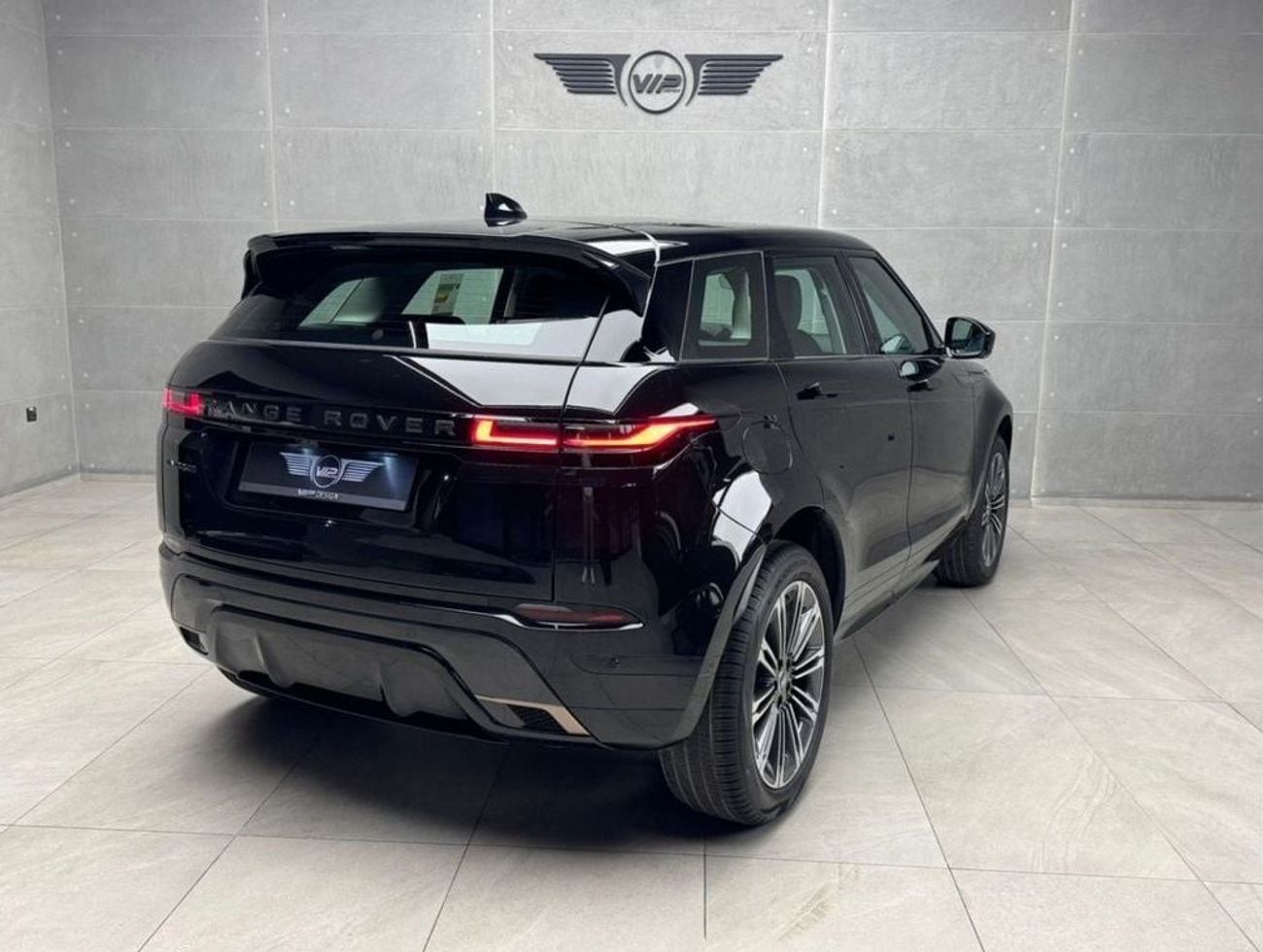 Land Rover Range Rover Evoque Dynamic SE | 2025 | Brand New | GCC Specs | AlTayer Warranty | Full Options