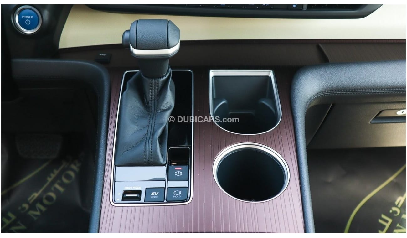 Toyota Sienna XLE Hybrid. Local Registration + 10%