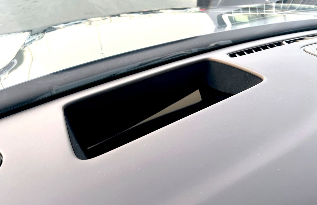 Denza N9 Flagship 2025 with digital mirrors (EXPORT ONLY)