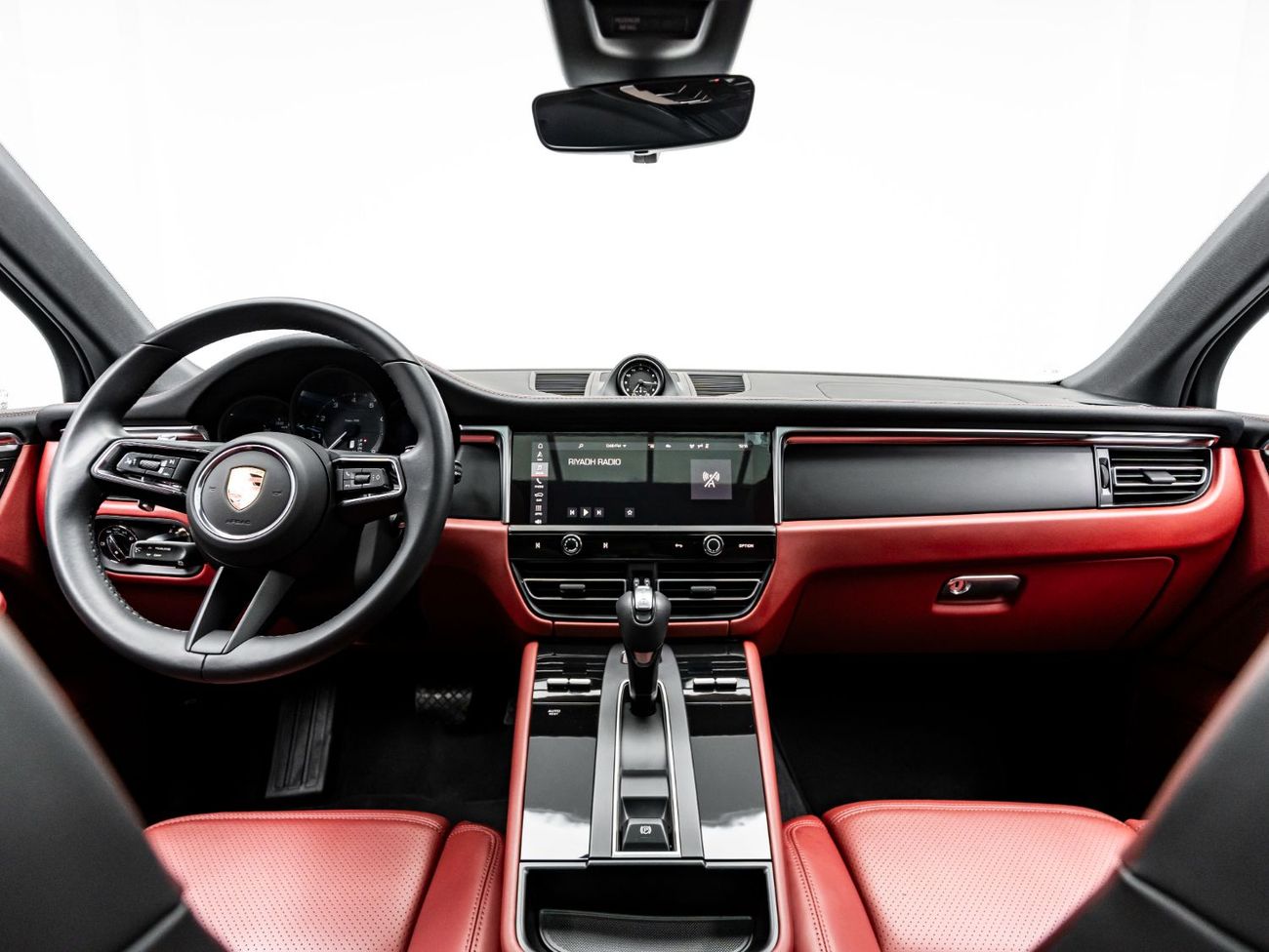 Porsche Macan Std 2.0L (252 HP) 2024 Porsche Macan, November 2026 Porsche Warranty, Full Service History, Low KMs,