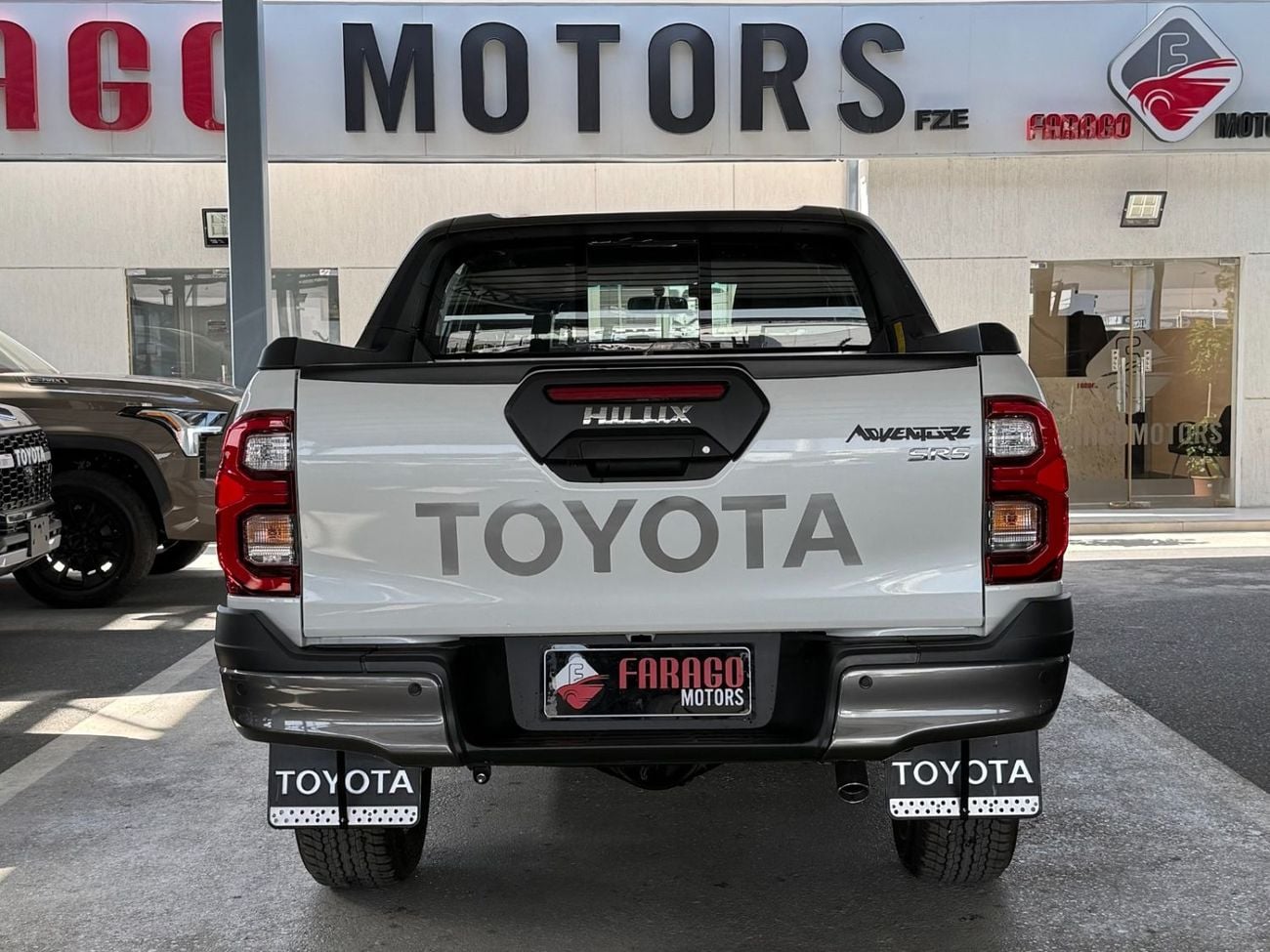 Toyota Hilux 2026 4.0 V6 **EXPORT ONLY**التصدير فقط خارج الخليج***