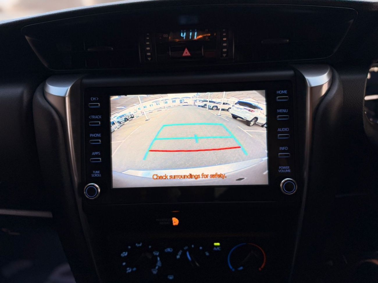 تويوتا فورتونر VX2 4X4 Diesel 2.8L