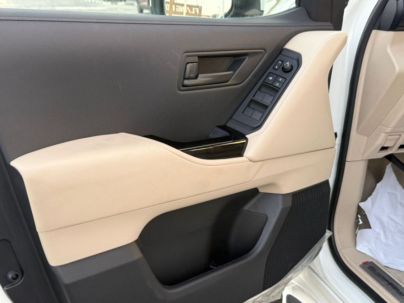 تويوتا لاند كروزر LAND CRUISER GXR 4.0L FULL OPTION 2025 MODEL