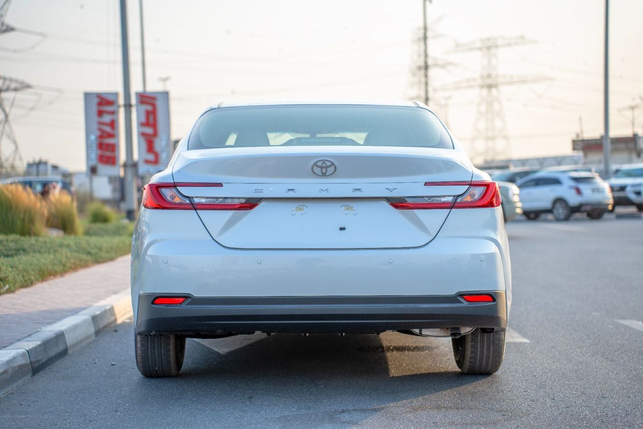 تويوتا كامري E 2.5L