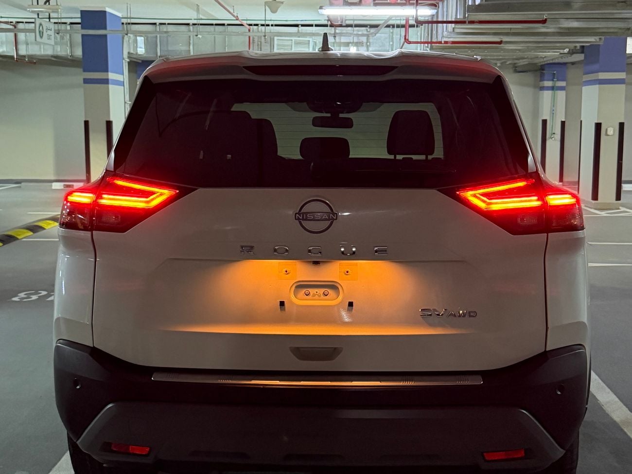 نيسان روج sv