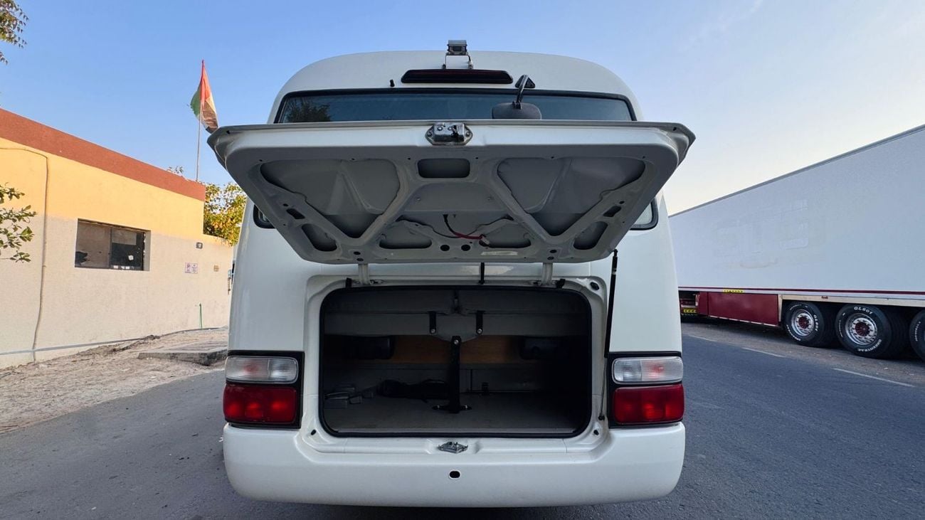 Toyota Coaster 26 SEATERS BUS | RHD | AUTOMATIC TRANSMISSION | 2014 | 4.0L DIESEL ENGINE | AIR CONDITIONER | NEAT A