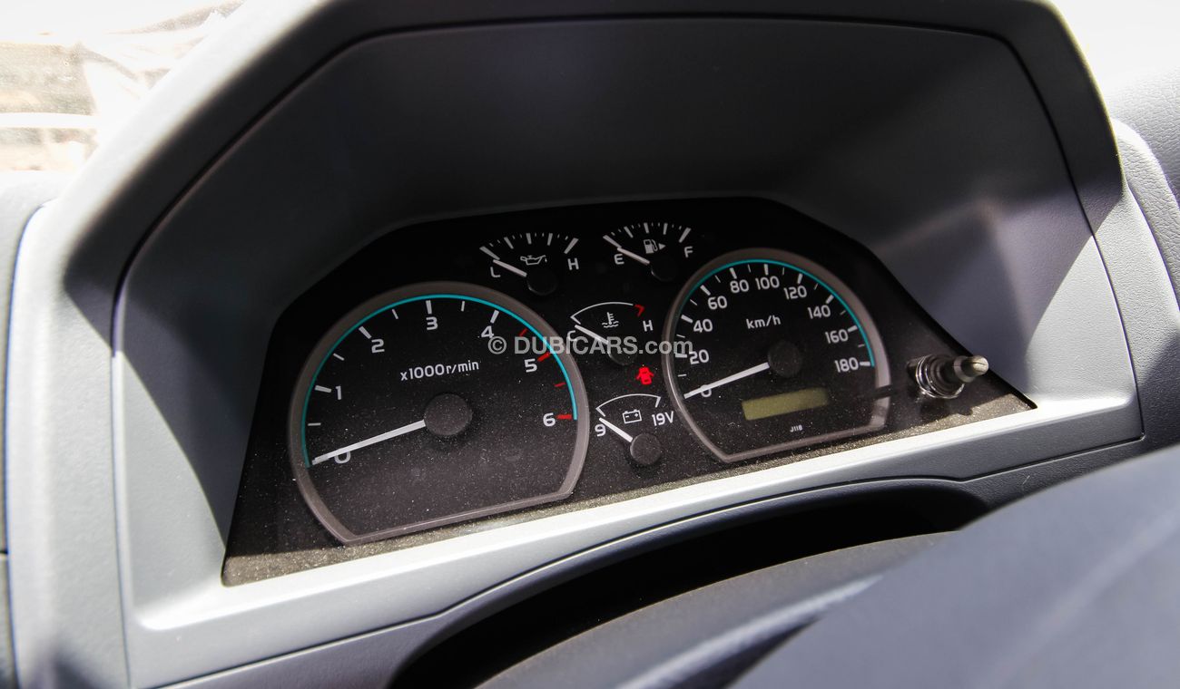 Toyota Land Cruiser Pick Up Double Cab 4.2L Diesel Full option Manual Transmission