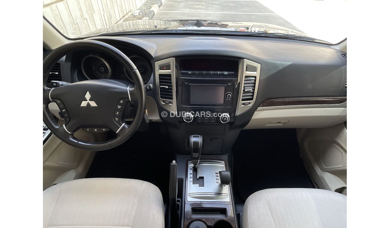 Mitsubishi Pajero 3500