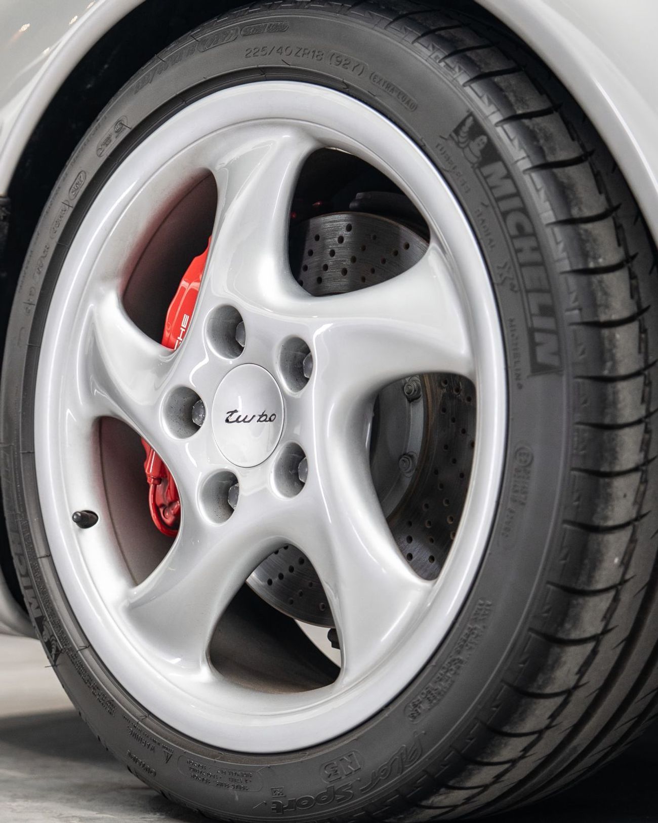 Porsche 911 1997 Porsche 911 Turbo (993) • Full Agency Porsche Service History • GCC • Two Owners from New