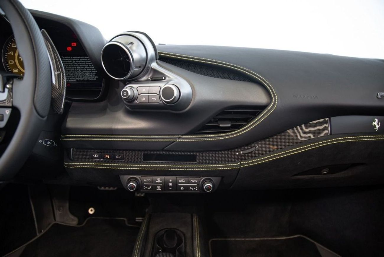 Ferrari F8 Spider Ferrari F8 Spider