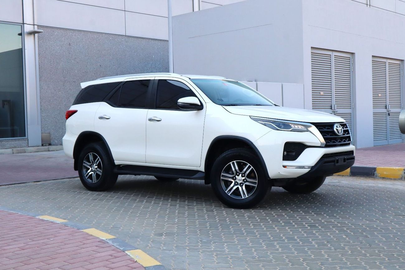 Toyota Fortuner GXR GCC V6