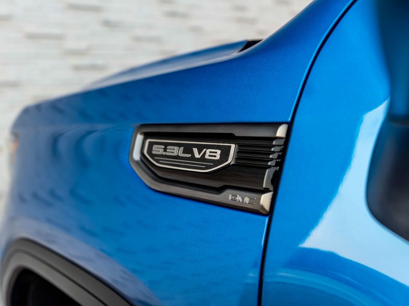 جي أم سي سييرا 5.3L V8 AT4 Regular Cab (AWD)