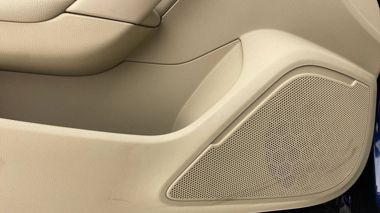 Renault Megane LE 1.6 | Zero Down Payment | Home Test Drive