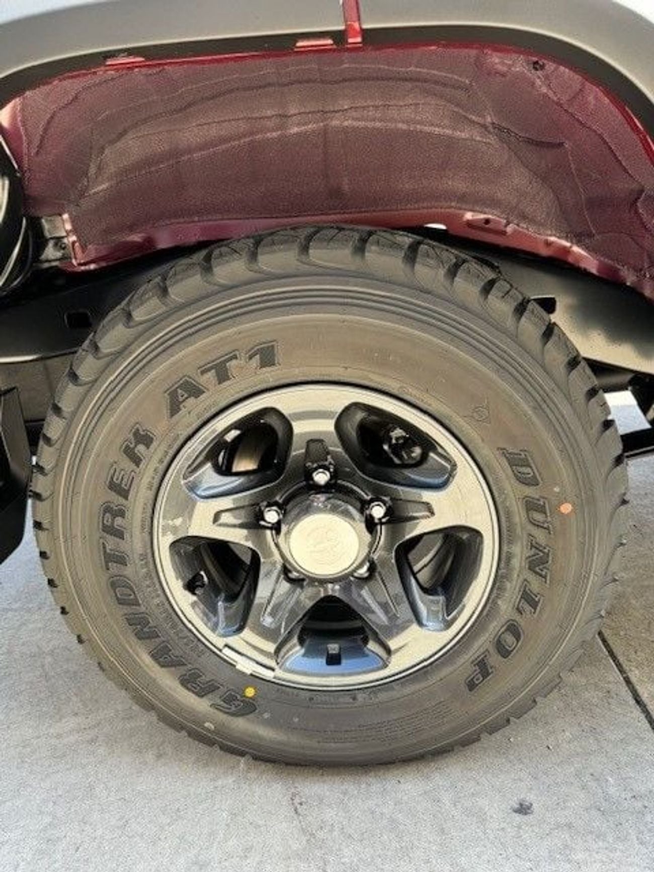 تويوتا لاند كروزر 70 AUTO DIESEL 2.8