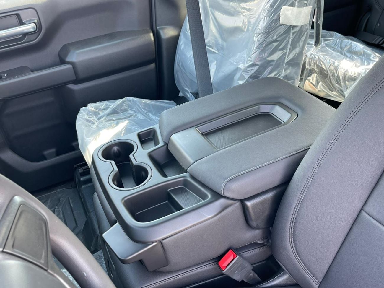 Chevrolet Silverado 5.3 V8 LT V8 5.3L AWD GCC