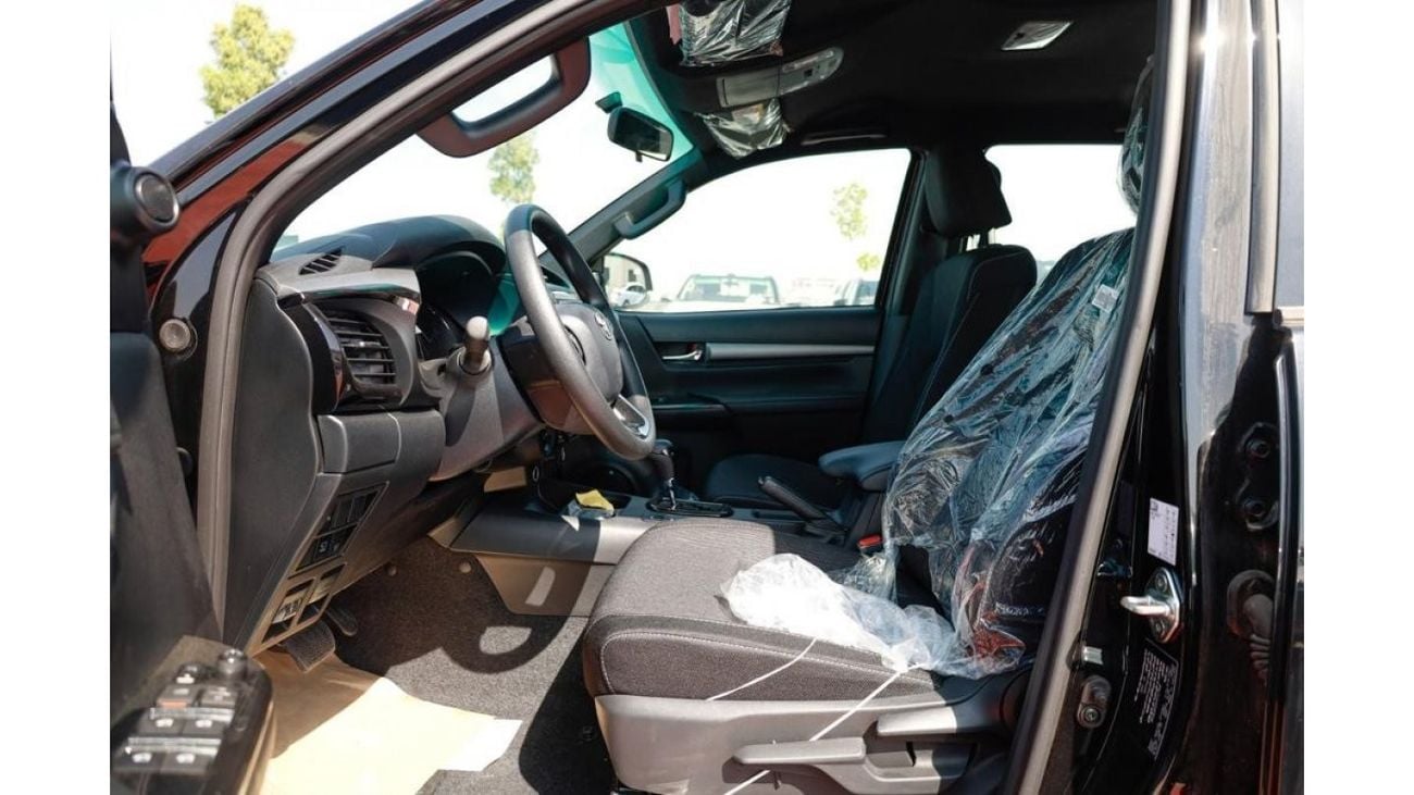تويوتا هيلوكس TOYOTA HILUX 4.0 ADVENTURE BLACK 2023