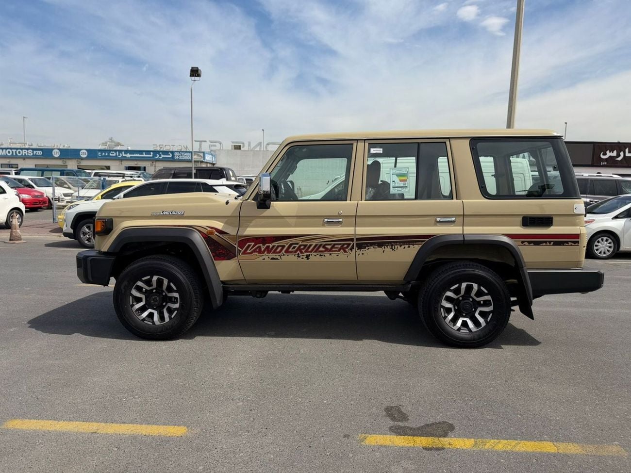 تويوتا لاند كروزر 70 Toyota Land Cruiser LC 76 Petrol 4.0L Full Option Automatic Model 2025 Omani Specifications