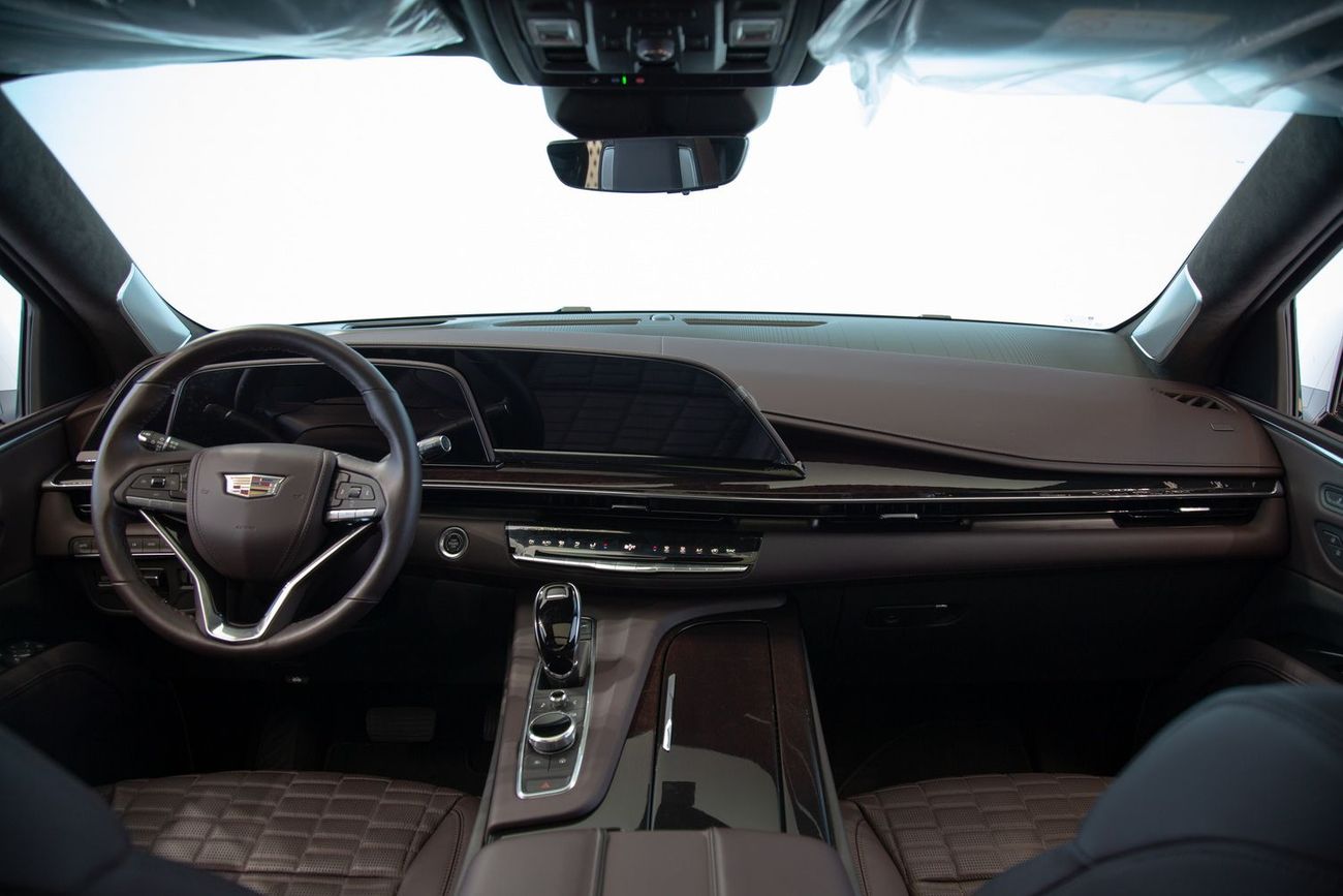 Cadillac Escalade Premium Luxury 6.2L 4WD