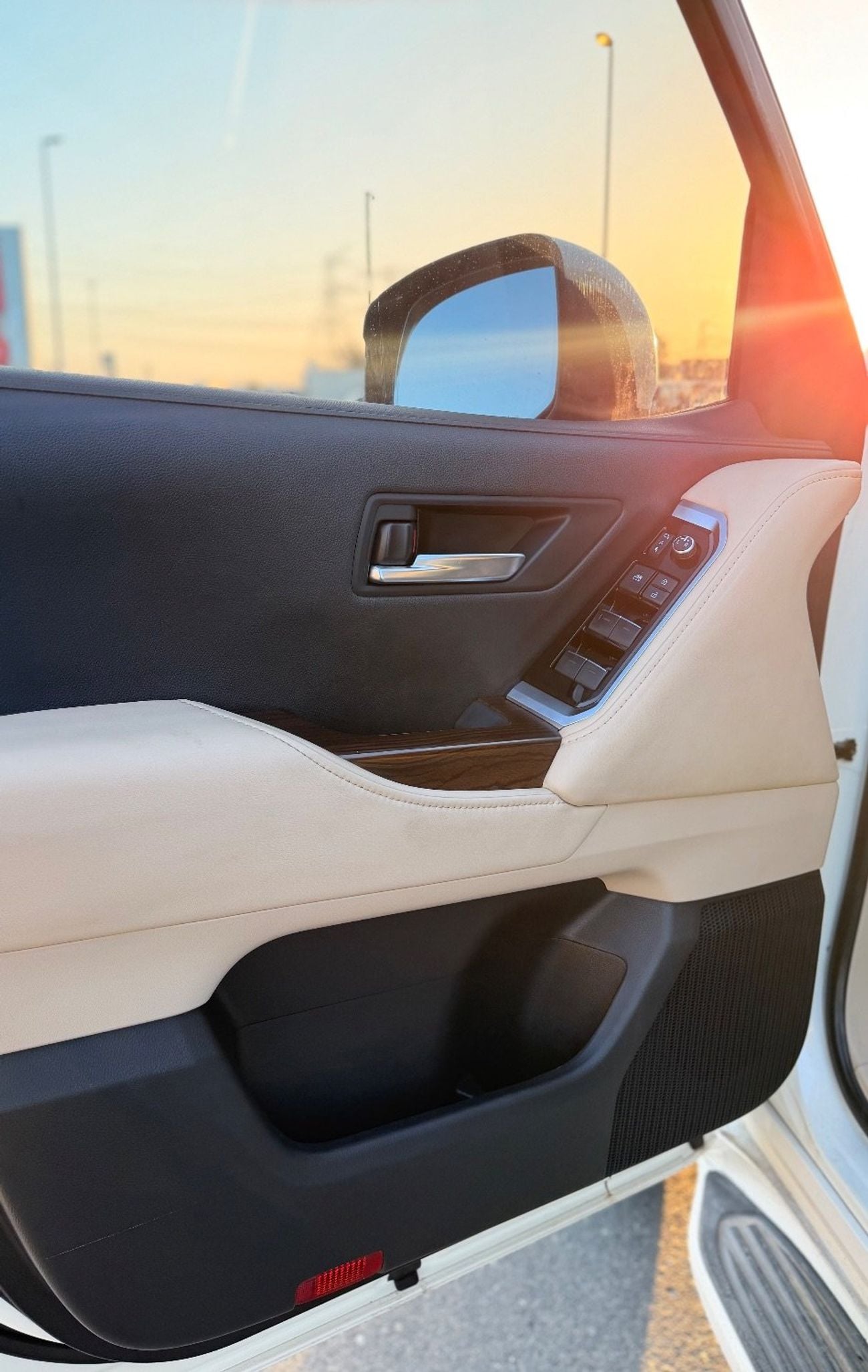 تويوتا لاند كروزر 2023 Model GXR Twin Turbo 3.5L Engine Full Option Very Perfect Condition