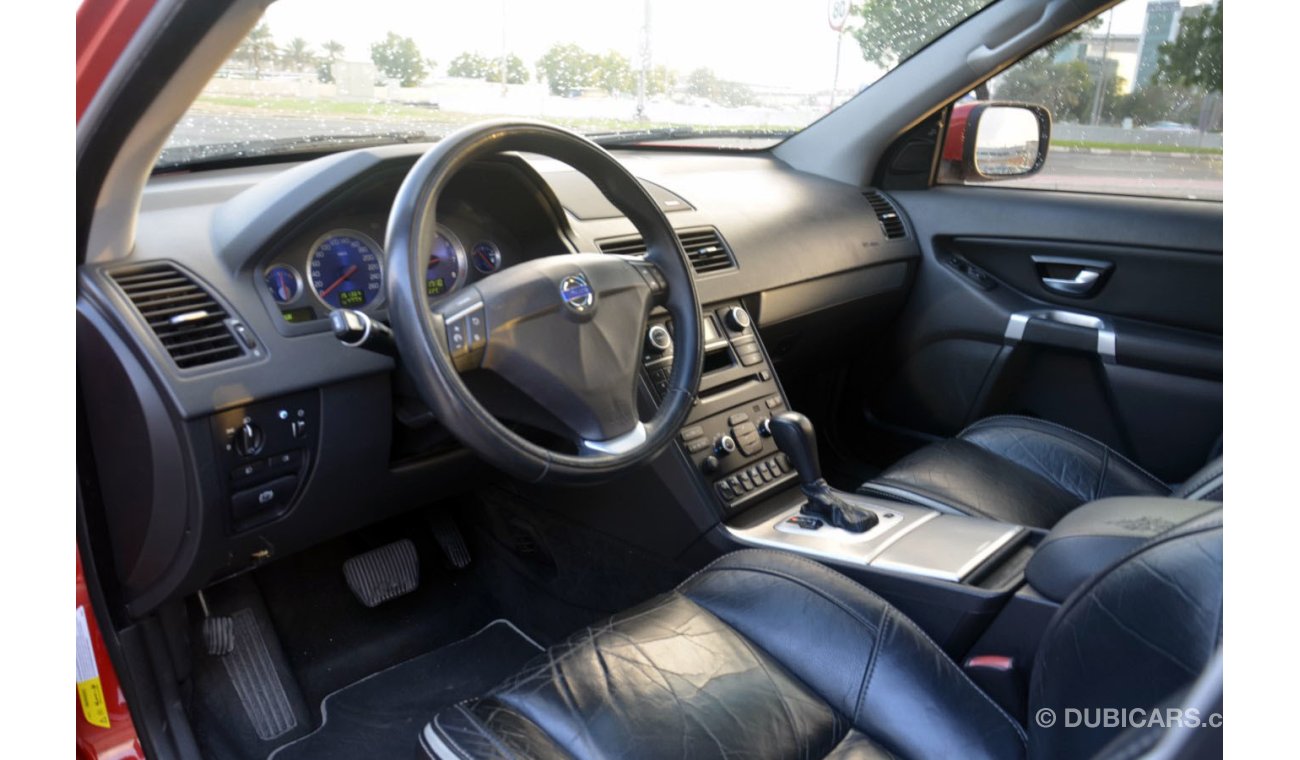 فولفو XC 90 V8 AWD in Perfect Condition