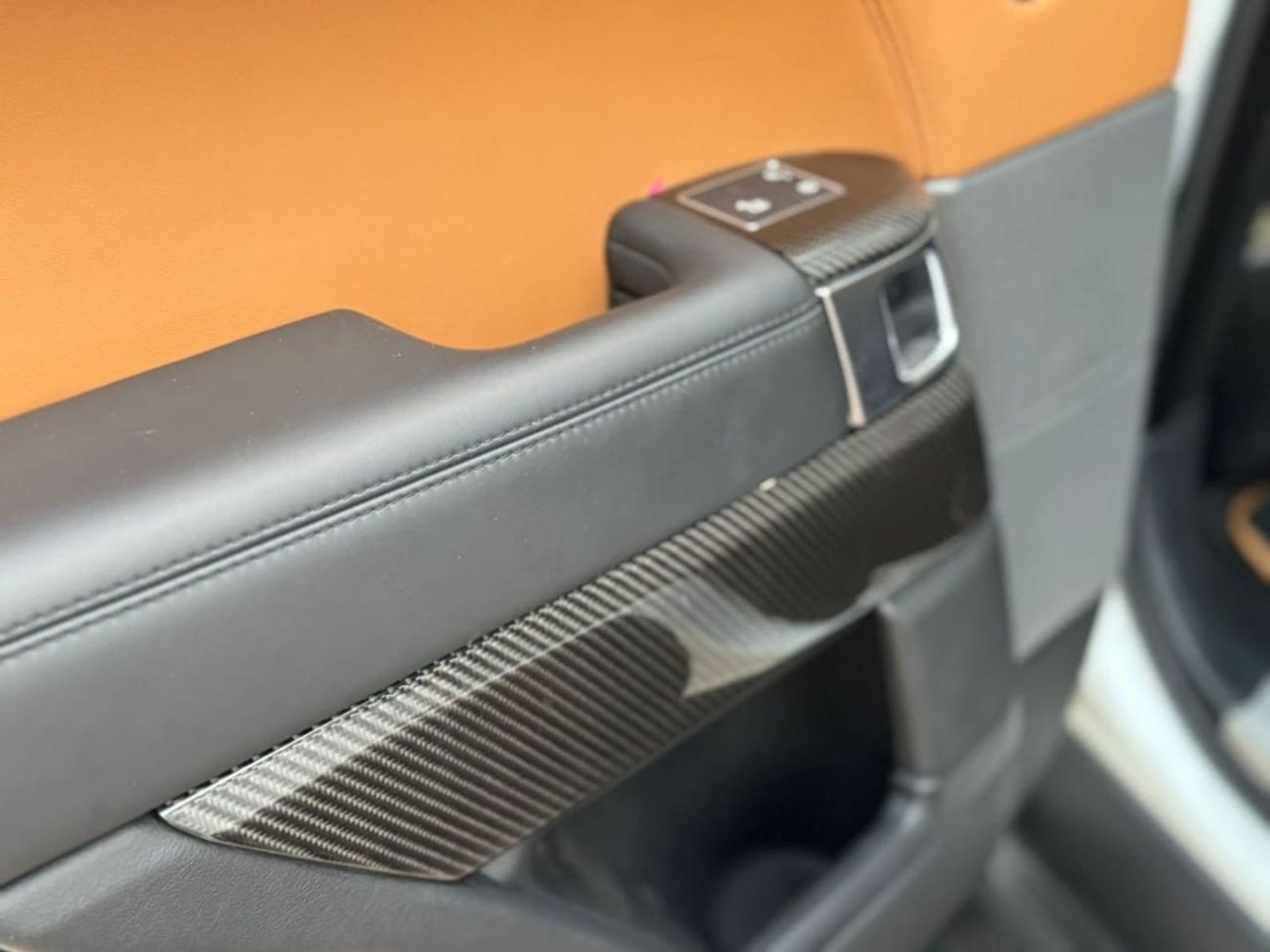 Land Rover Range Rover Sport Range Rover Sport 5.0L V8 SVR 2019 GCC