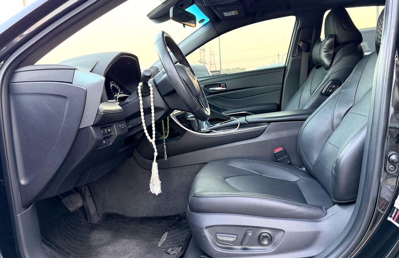 تويوتا افالون Hybrid 2021