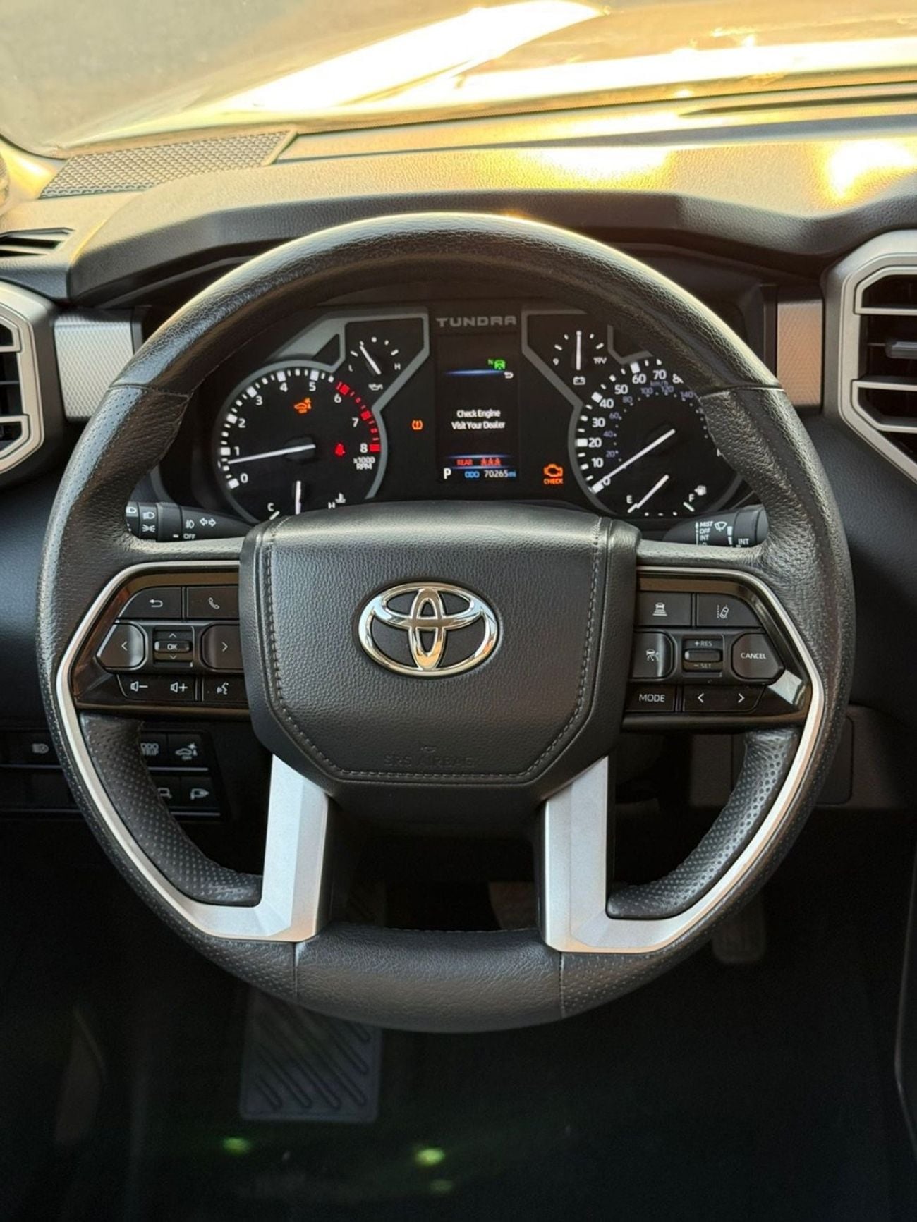 Toyota Tundra SR (NON GCC)