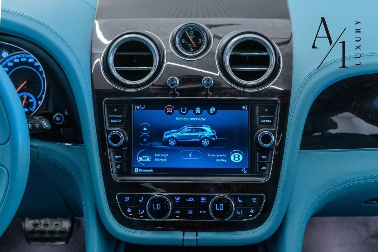 بنتلي بينتايجا W12 2017 Bentley Bentayga W12, With Full Service History, Excellent Condition, GCC Specs
