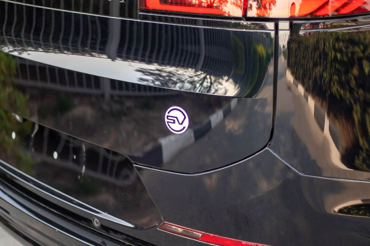 Land Rover Range Rover LWB SV P615 4.4L