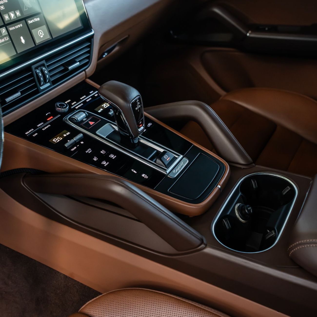 بورش كايان 2021 PORSCHE CAYENNE GTS GCC WARRANTY TILL 200,000KM