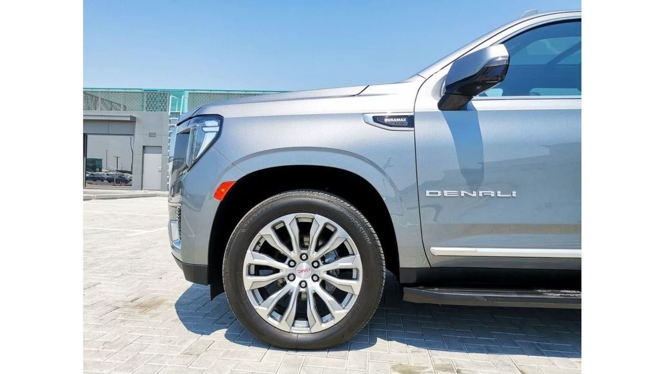 GMC Yukon GMC Denali Diesel - 2022 - Silver